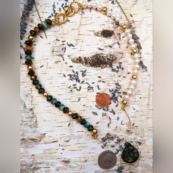 Emerald Glass Beads & Natural Pearls In Assymetrical Necklace W/ Pearl Pendant - Picture 7 of 7